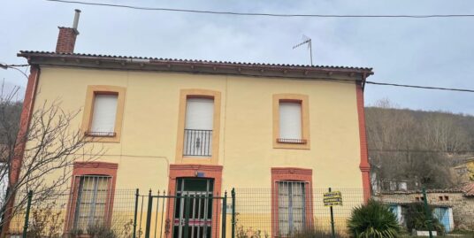 Casa con parcela en Valmartino (Leon)