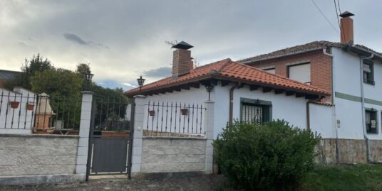 Vivienda en Cebanico (León)